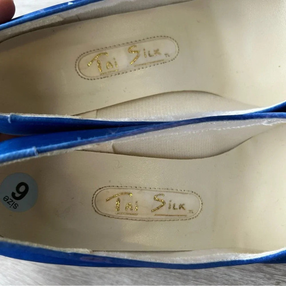Vintage Tai Silk Satin Heel Pump Made in Taiwan - Picture 15 of 15